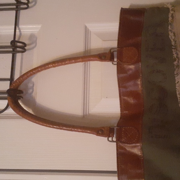 Mona B LARGE Discover Journey Explore Tote - Picture 3 of 10